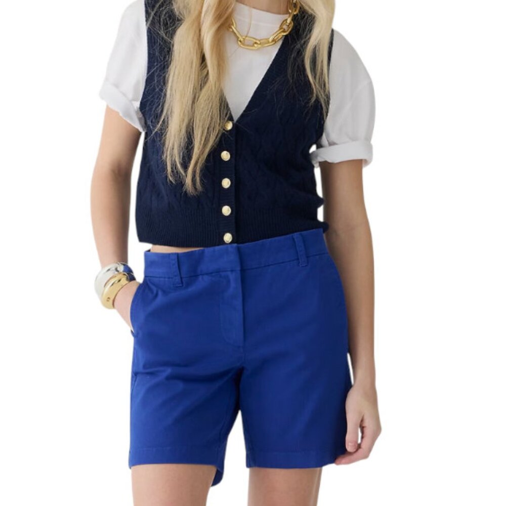 Like new J. Crew 7" Chino Shorts in Blue Size 4